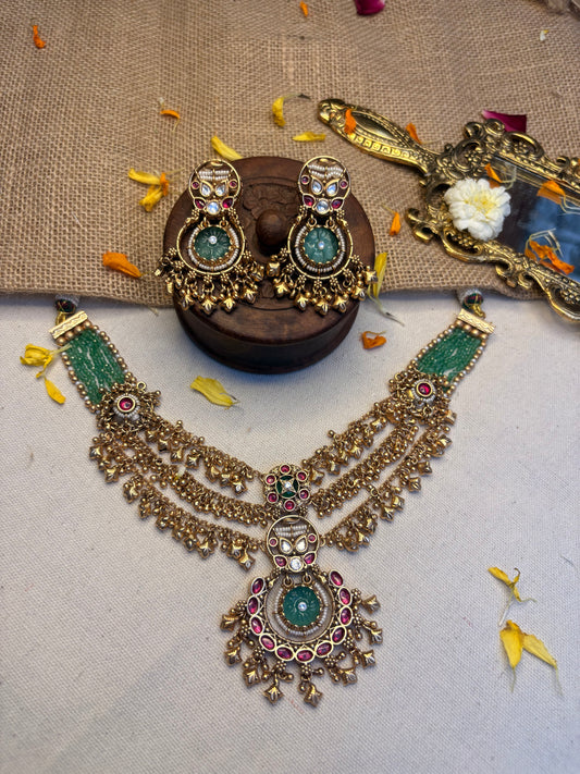 Meherbaan Rajwadi Kundan Pendant Set HT1003