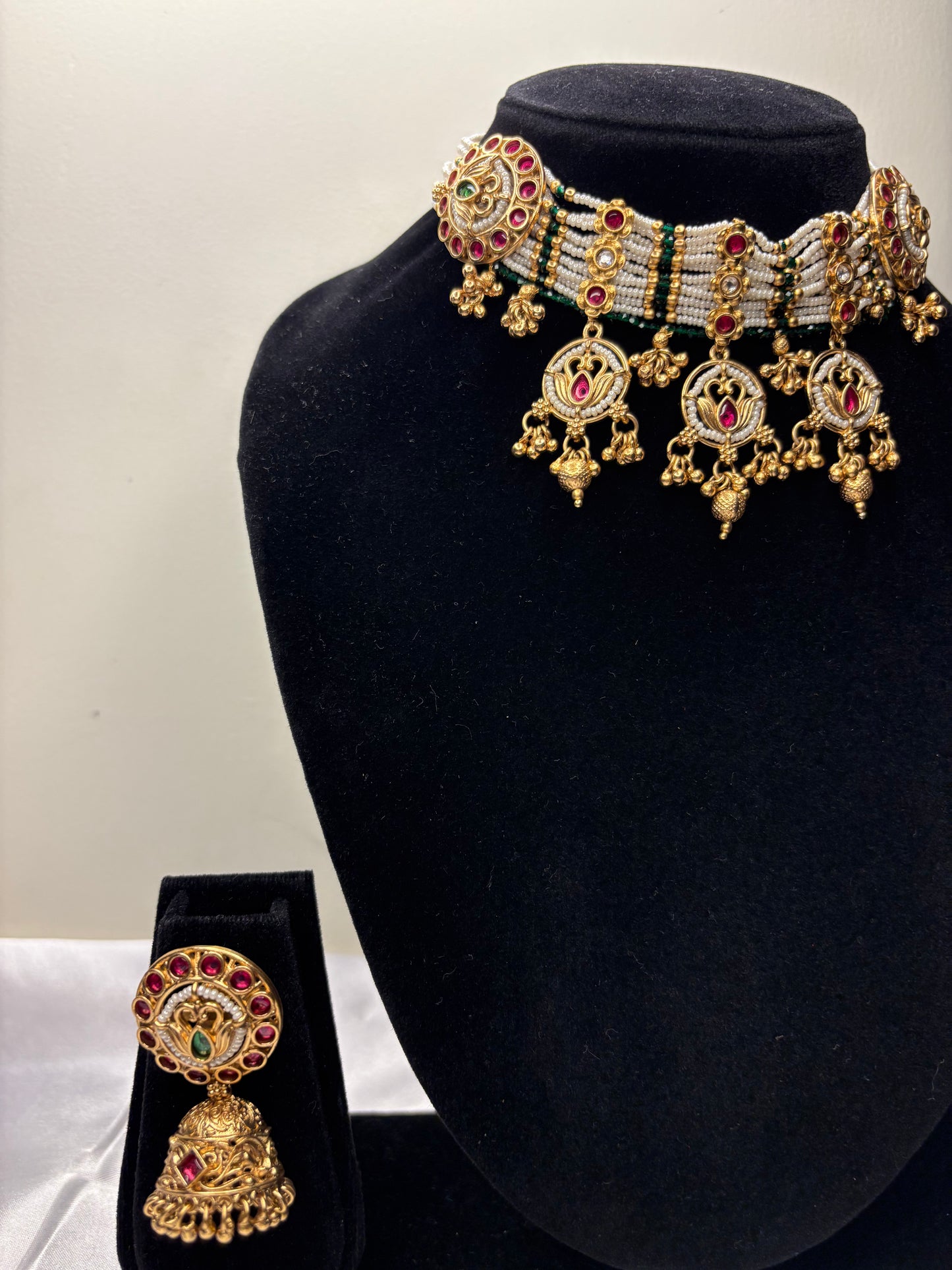 Heritage Pearl & Kundan chocker necklace set