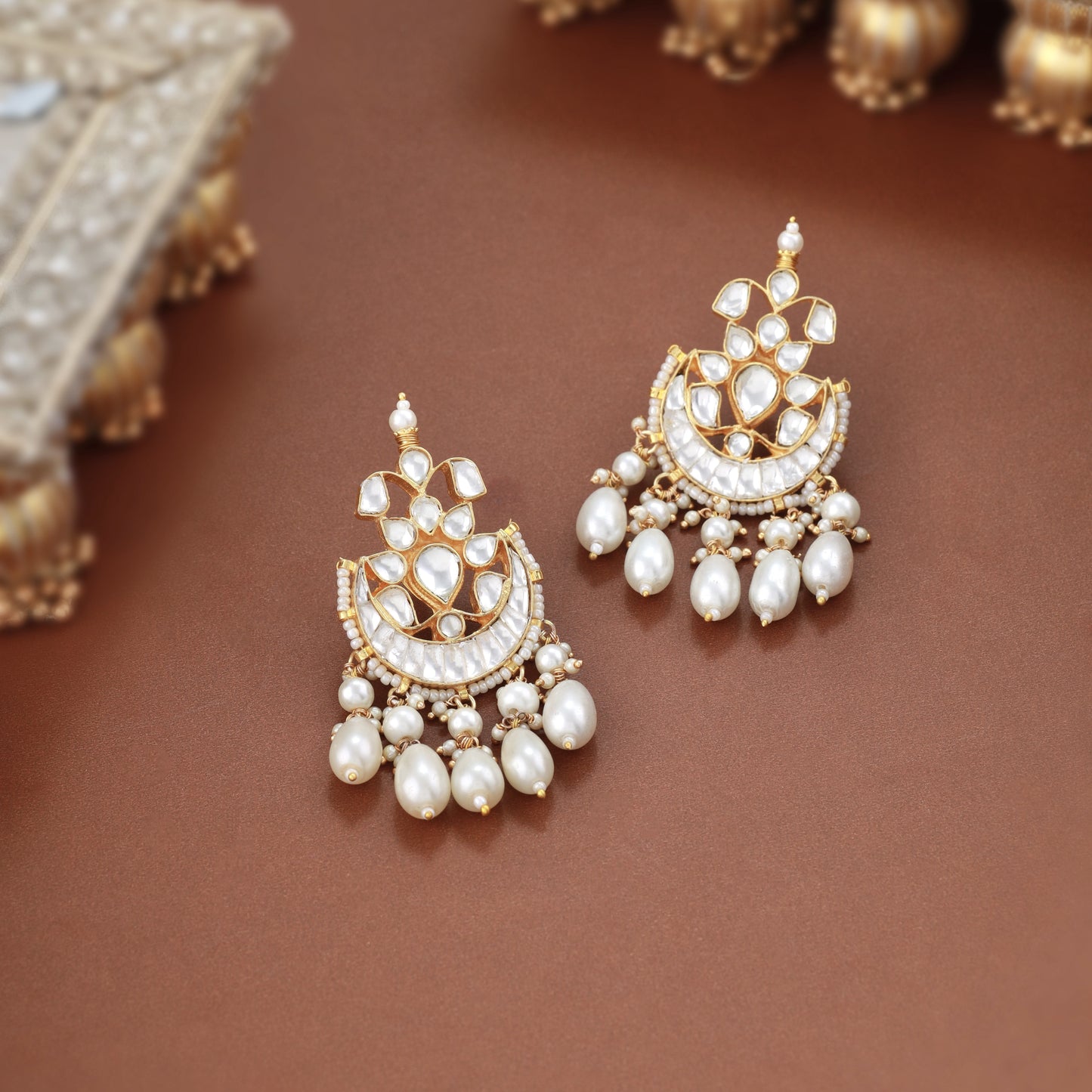 Safed Noor pachi Kundan Set PC1008