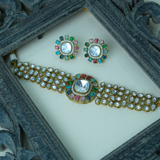 Aaranya Statement Choker