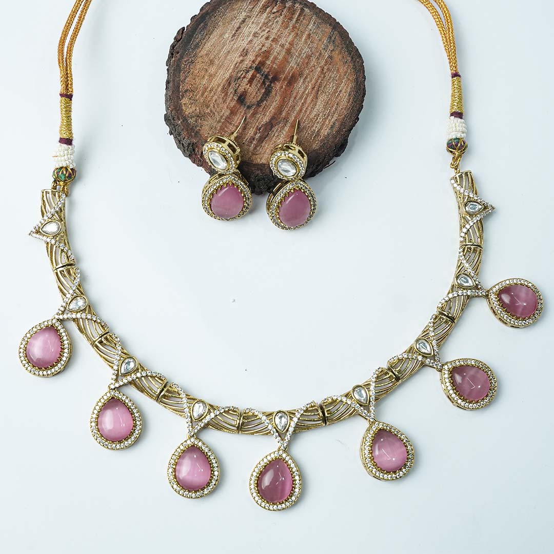 Elegant Pink Teardrop Necklace Set