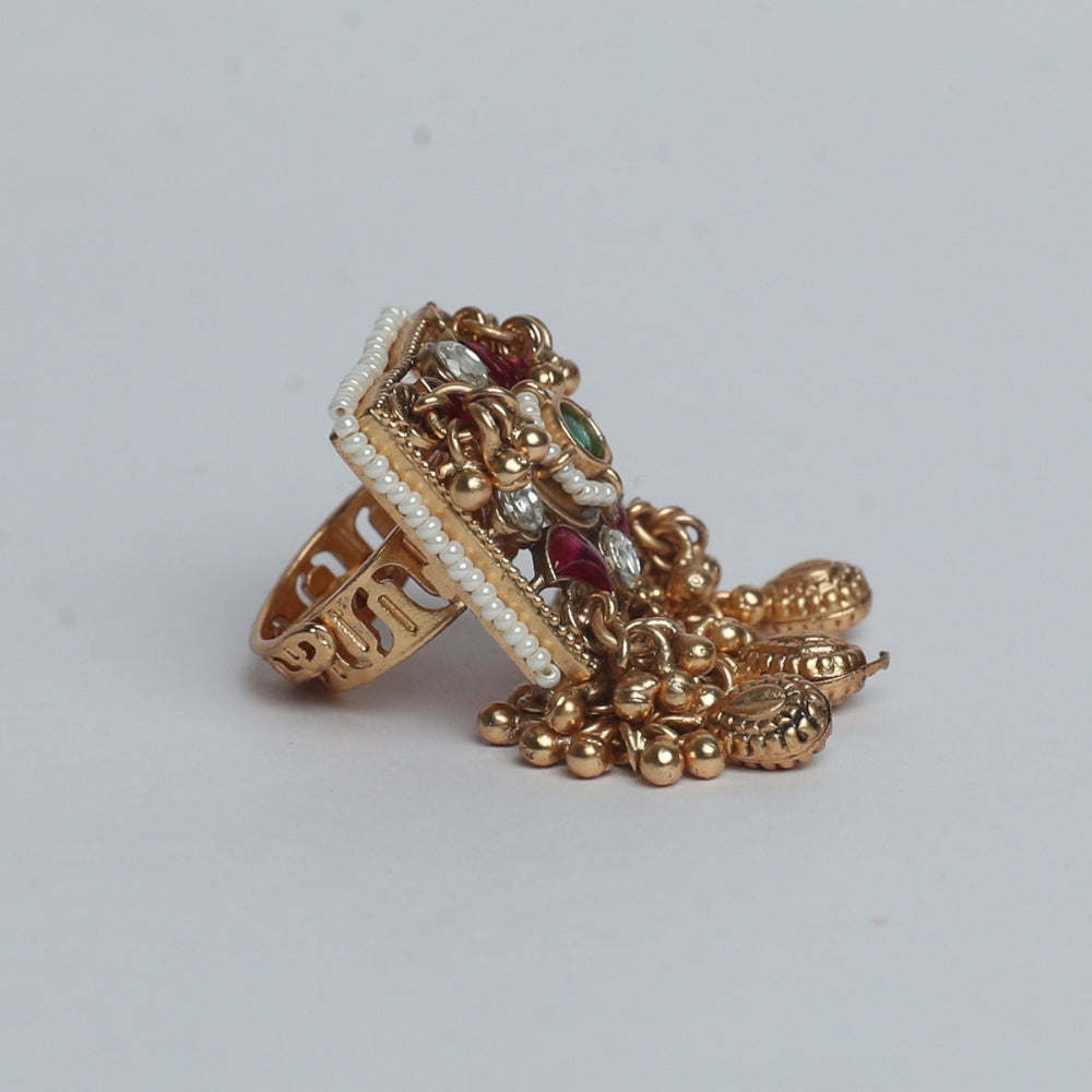 Regal Kundan Stone Adjustable Ring