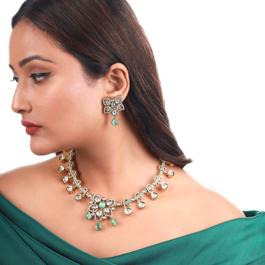 Ruhani Emerald Bloom Kundan Necklace Set