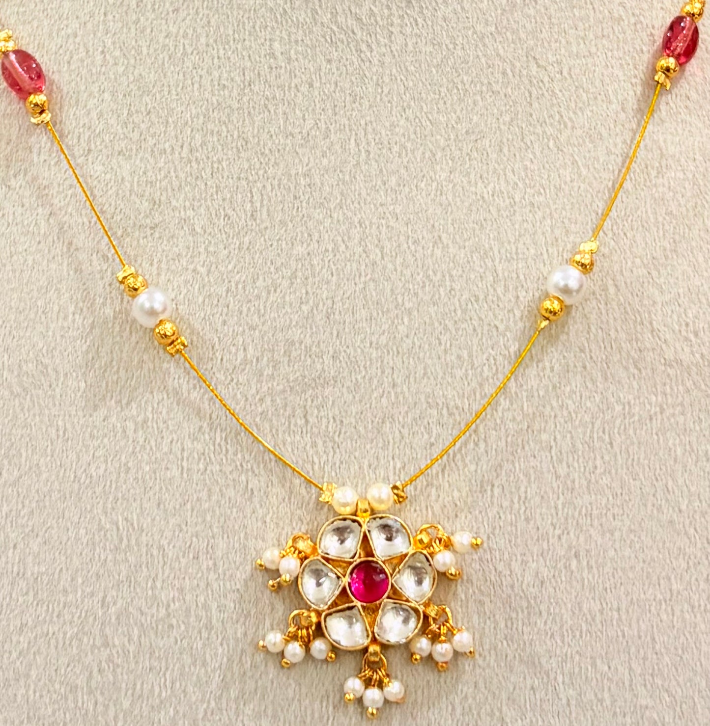 Ruby Star Necklace MN1003