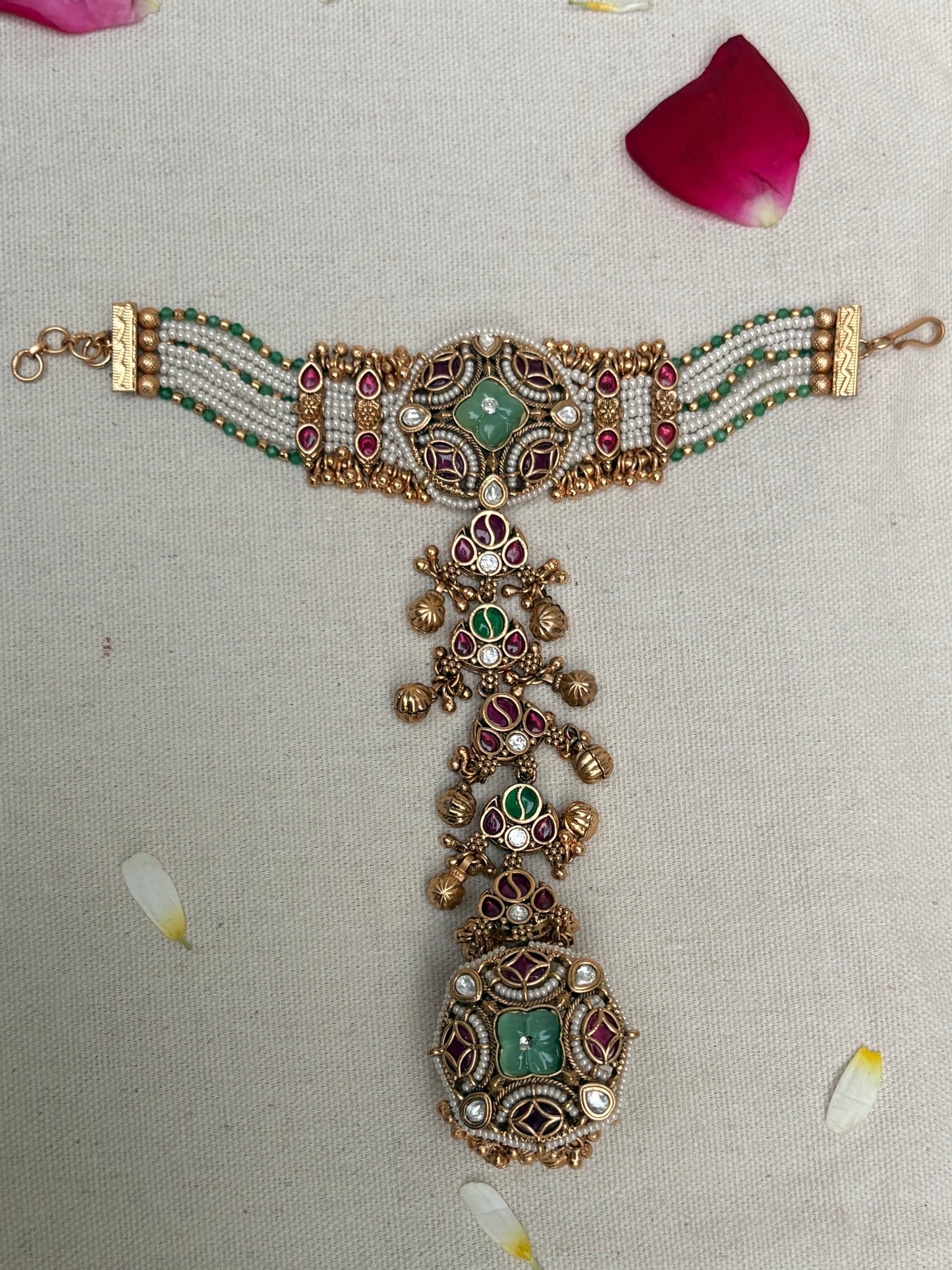 Zarminah Rajwadi Pearl Hathphool HP1002