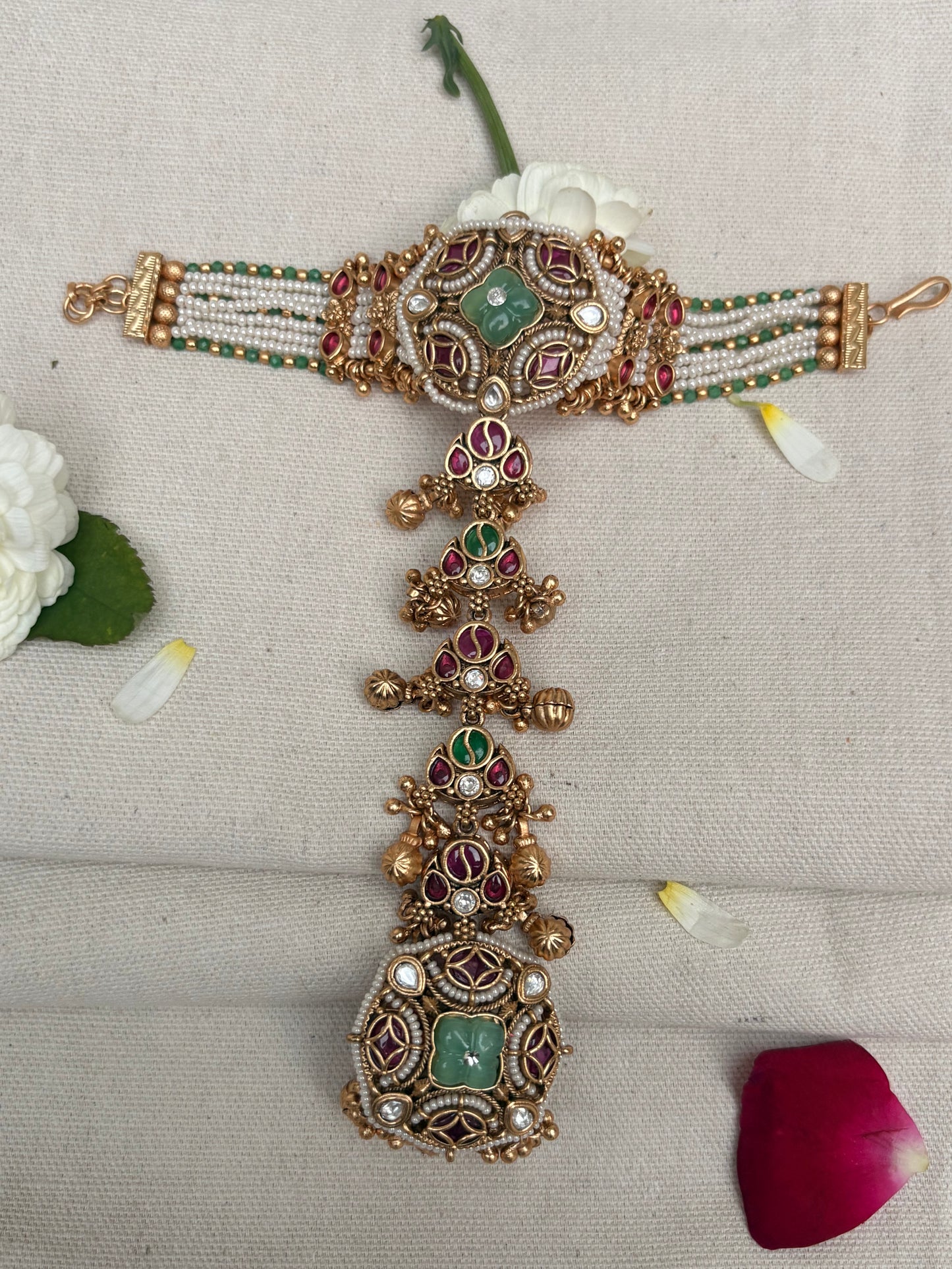 Zarminah Rajwadi Pearl Hathphool HP1002