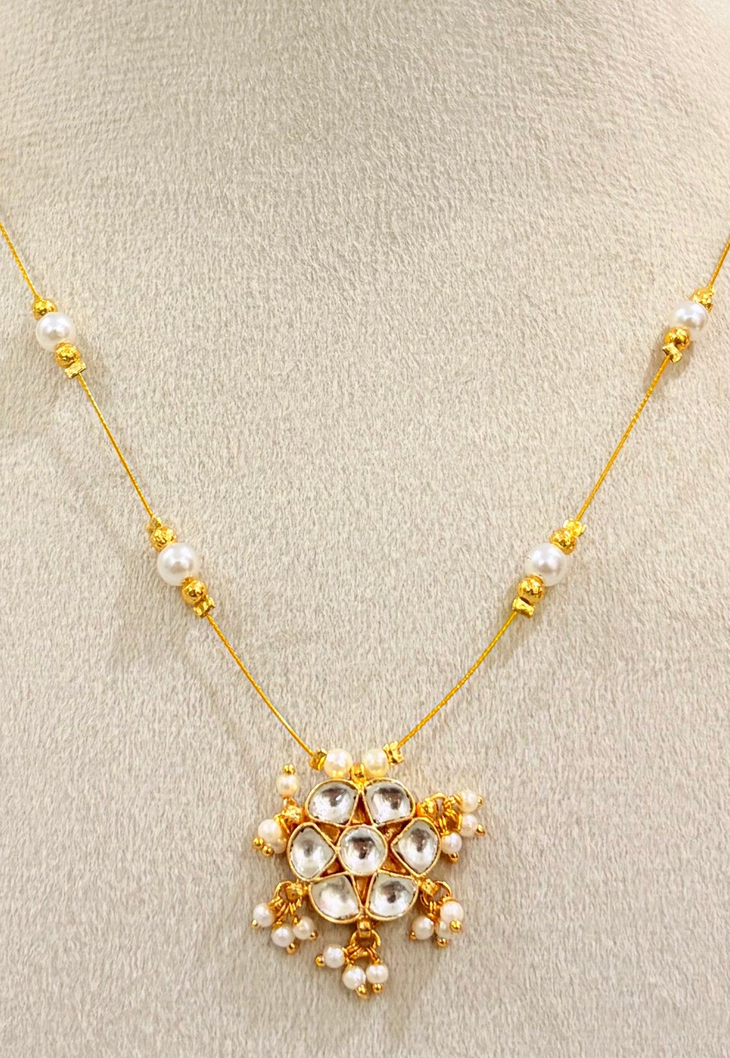 Pearl Bloom Necklace MN1002