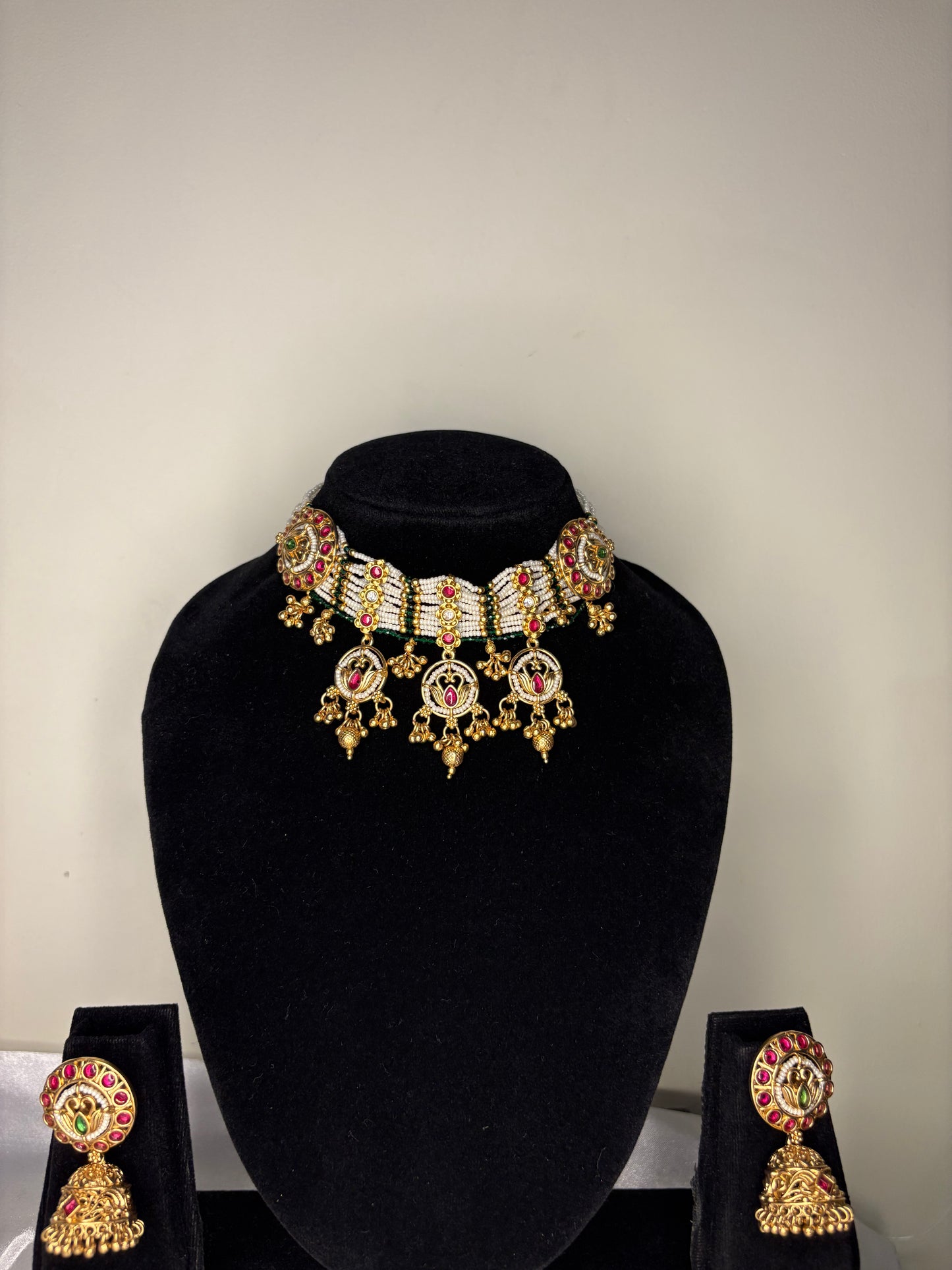 Heritage Pearl & Kundan chocker necklace set