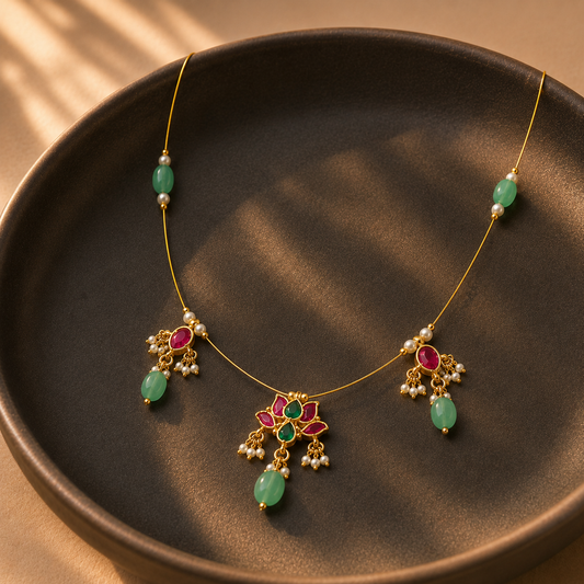 Gulnar bloom necklace