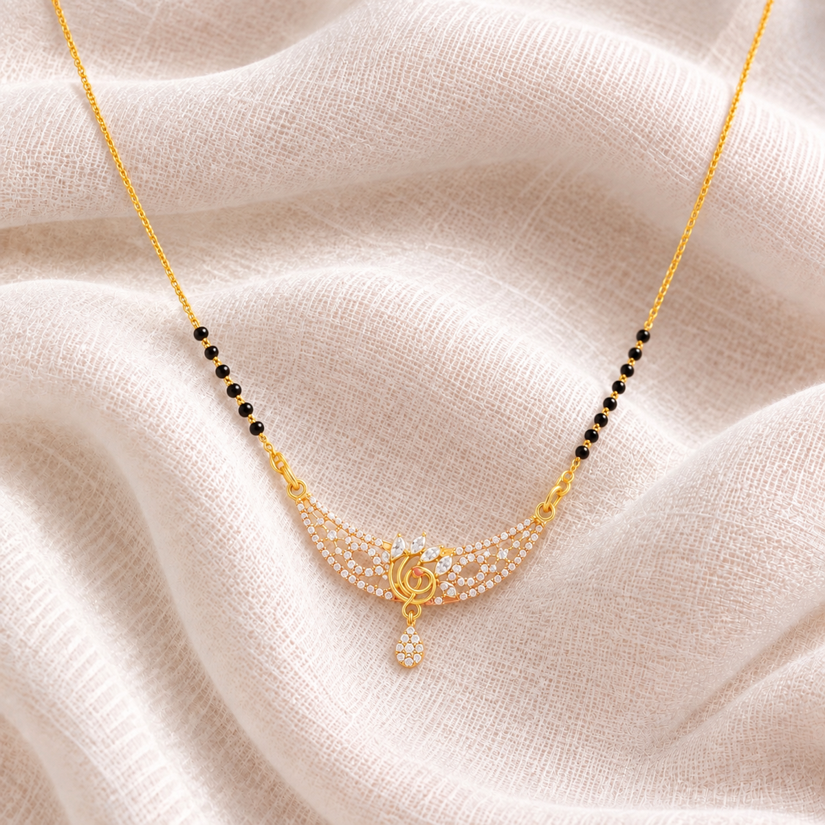 Anaya pearl drop necklace