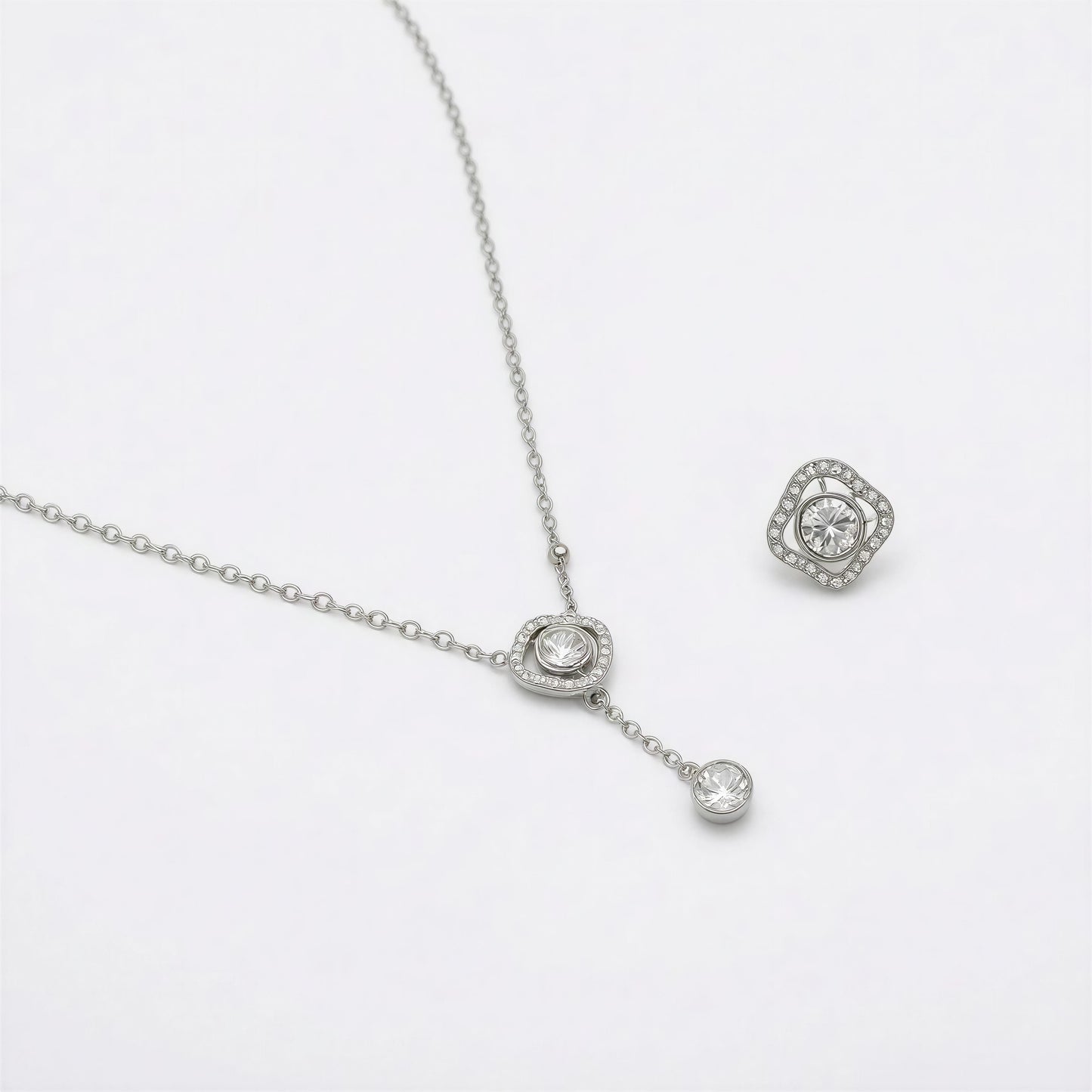 Single kundan pendant