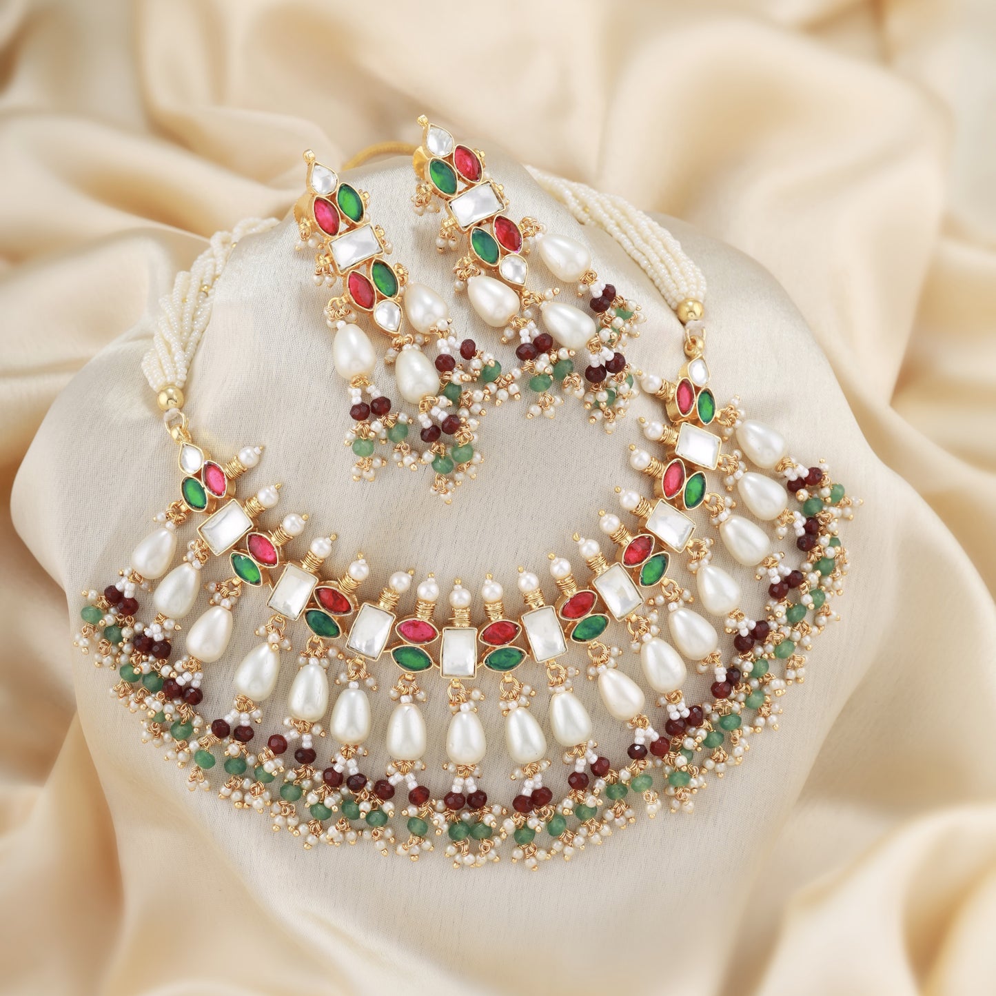 Noor-E-Gul Pachi Kundan Choker Necklace PC1001